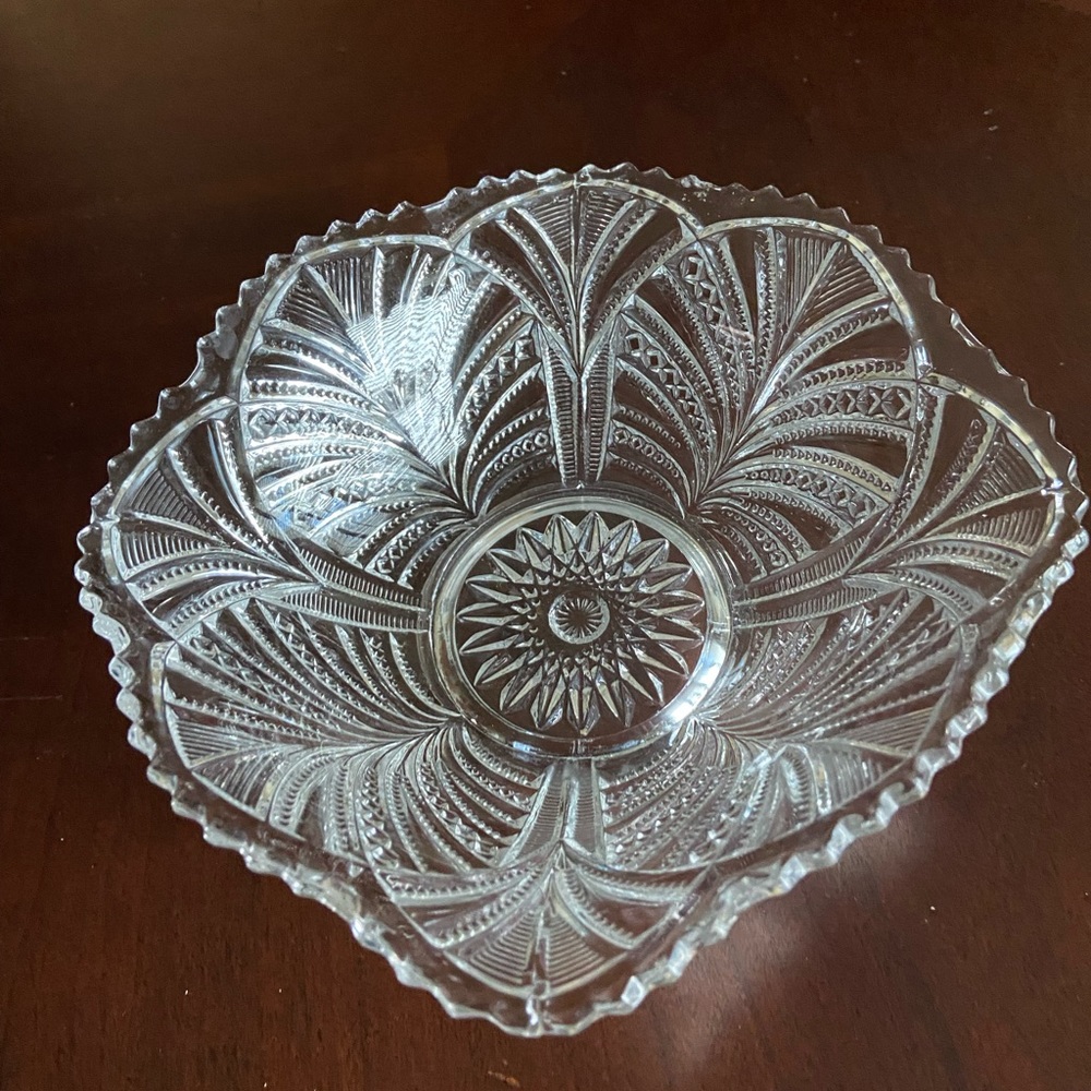 Accent Serving Bowl